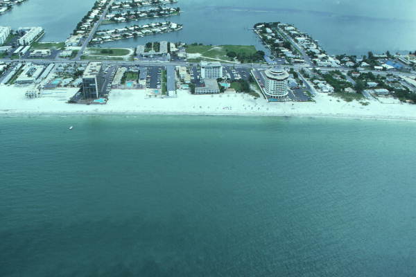 1976 aerial of southern Pinellas County