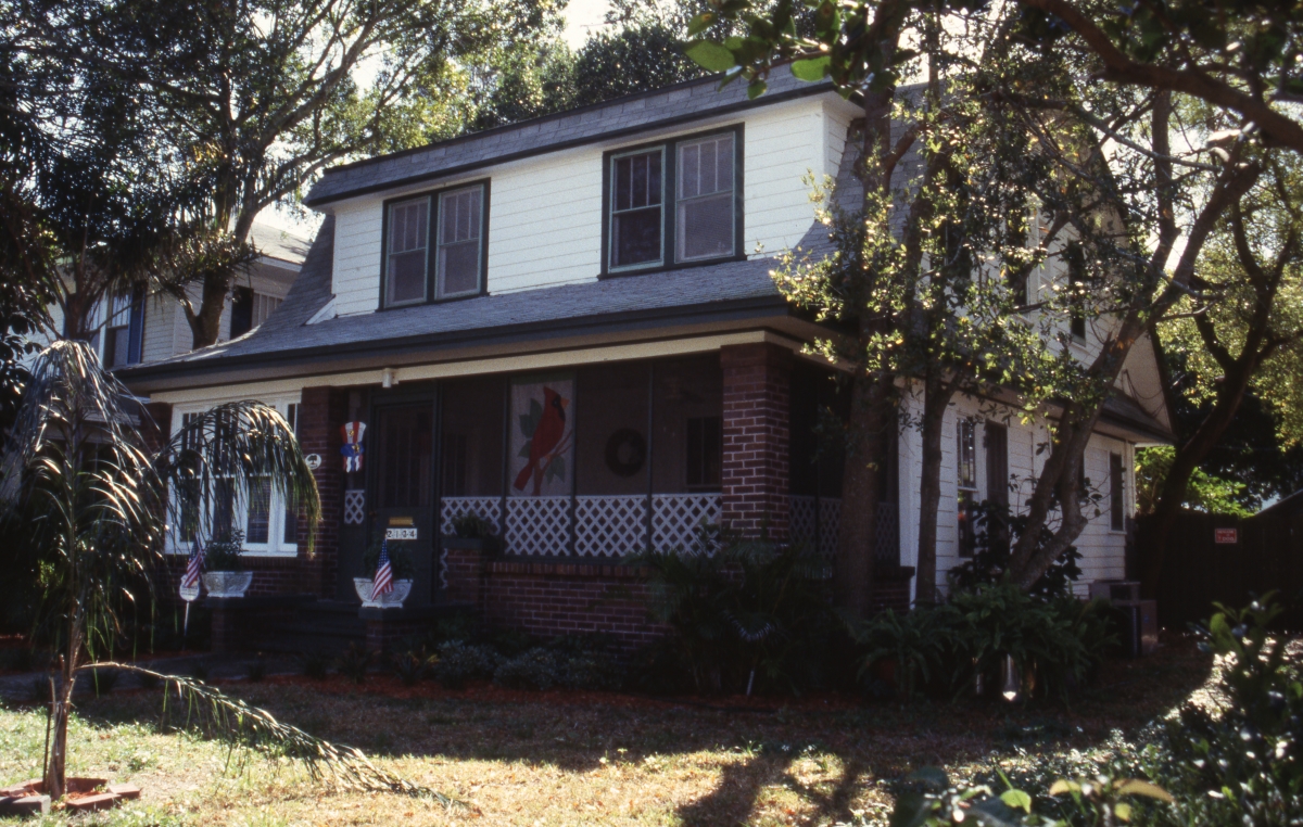Dutch Colonial Revival home in the Kenwood Historic District