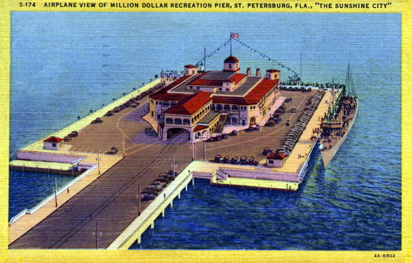 Aerial of the Million Dollar Recreation Pier in 1934